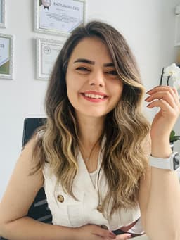 Esra Y.