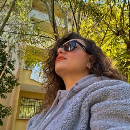 Özlem O.