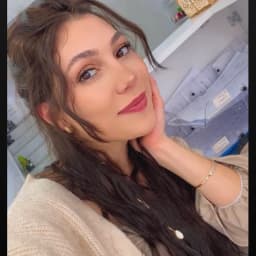 Büşra A.