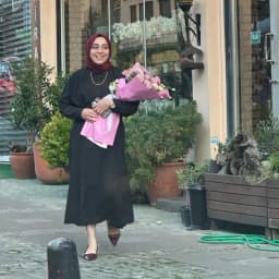 Merve Z.