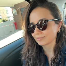 Büşra K.